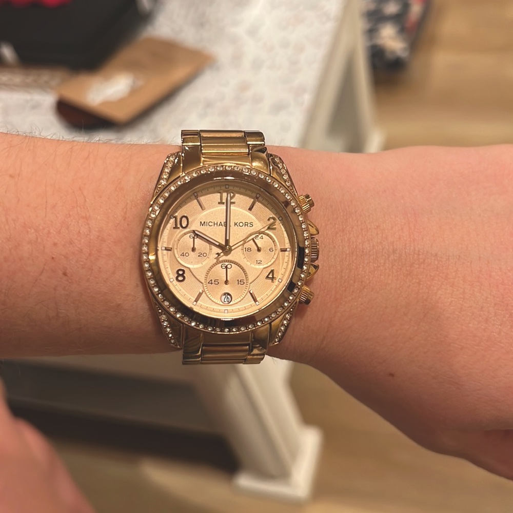 Rose Gold Micheal Kors watch stainless steel